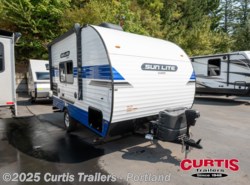 Used 2022 Sunset Park RV SUN-LITE CLASSIC 16BH available in Portland, Oregon