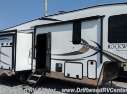 New 2019 Forest River Rockwood Signature Ultra Lite 8290BS available in Clermont, New Jersey