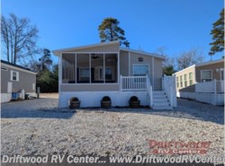 Used 2013 Skyline Shore Park 1991CTS available in Clermont, New Jersey