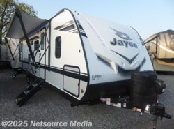 New 2020 Jayco Jay Feather available in Louisville, Tennessee