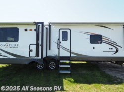 New 2019 Forest River Rockwood Signature Ultra Lite 8329SS available in Muskegon, Michigan