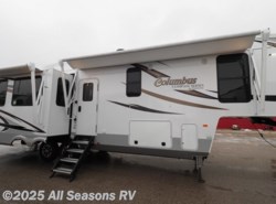 New 2020 Palomino Columbus Compass 329DVC available in Muskegon, Michigan