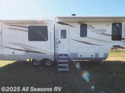 New 2021 Palomino Columbus 298RLC available in Muskegon, Michigan