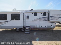 New 2021 Palomino Columbus 1492 382FB available in Muskegon, Michigan