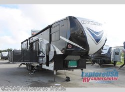 New 2019 Heartland Cyclone 4270 available in Kyle, Texas