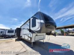 New 2021 Dutchmen Yukon 400RL available in Kyle, Texas