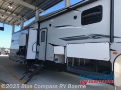 New 2020 CrossRoads Volante 326RK available in Boerne, Texas