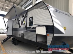New 2020 CrossRoads Zinger ZR280RB available in Boerne, Texas