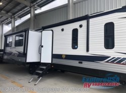 New 2021 CrossRoads Longhorn 340RE available in Boerne, Texas