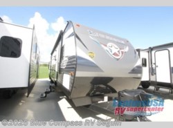 New 2019 CrossRoads Longhorn 328SB available in Seguin, Texas
