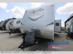 Used 2017 CrossRoads Zinger ZR30RK available in Seguin, Texas