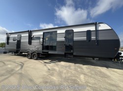 New 2026 CrossRoads Zinger 390DB available in Seguin, Texas