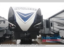 New 2019 Heartland Cyclone 4270 available in Denton, Texas