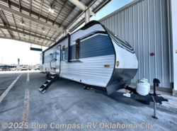 New 2025 CrossRoads Zinger 340BH available in Norman, Oklahoma