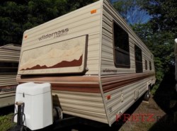 Used 2000 Fleetwood Wilderness 21C TRL available in Souderton, Pennsylvania