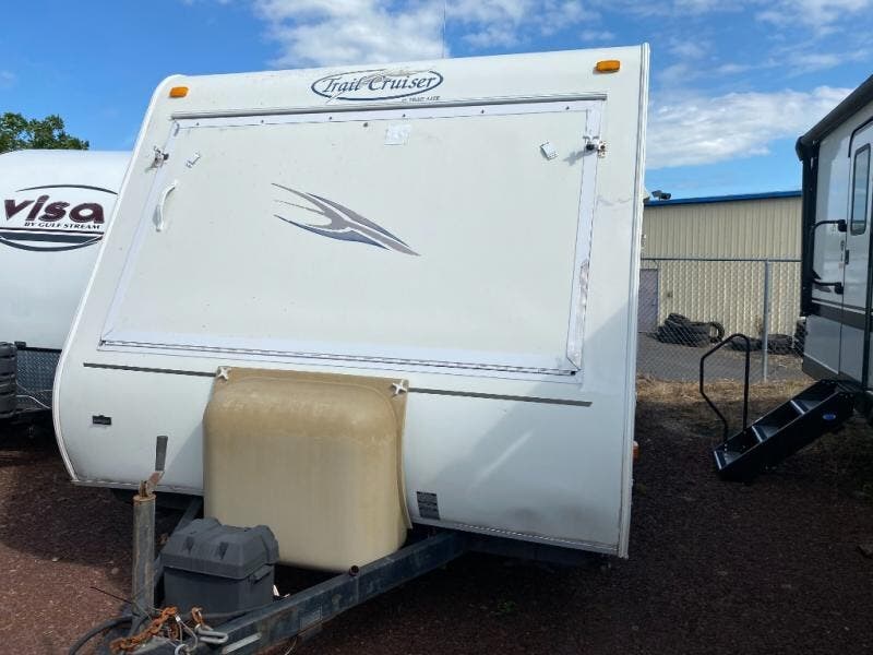 Used 2005 R-Vision Trail Cruiser 243S available in Souderton, Pennsylvania