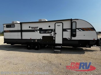 Used 2022 Forest River Wildwood X-Lite 28VBXL available in Cleburne, Texas