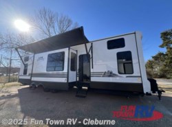 New 2025 Forest River Cedar Creek Cottage 40CBK available in Cleburne, Texas