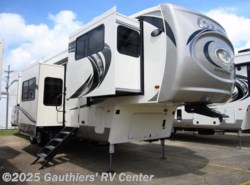 New 2018 Palomino Columbus 389FLC available in Scott, Louisiana