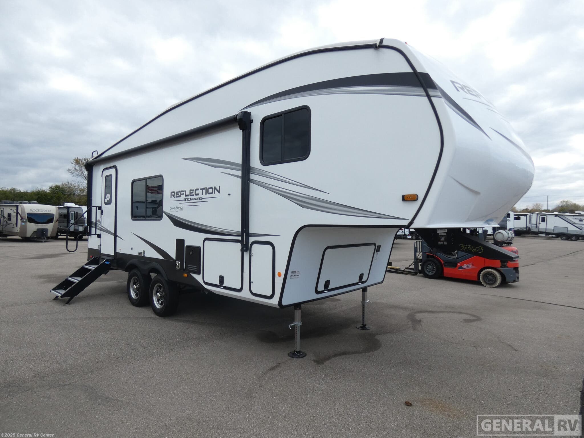 Used 2025 Grand Design Reflection 22RK available in Brownstown Township, Michigan