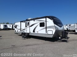 Used 2022 Keystone Cougar 30RKD available in Mount Clemens, Michigan