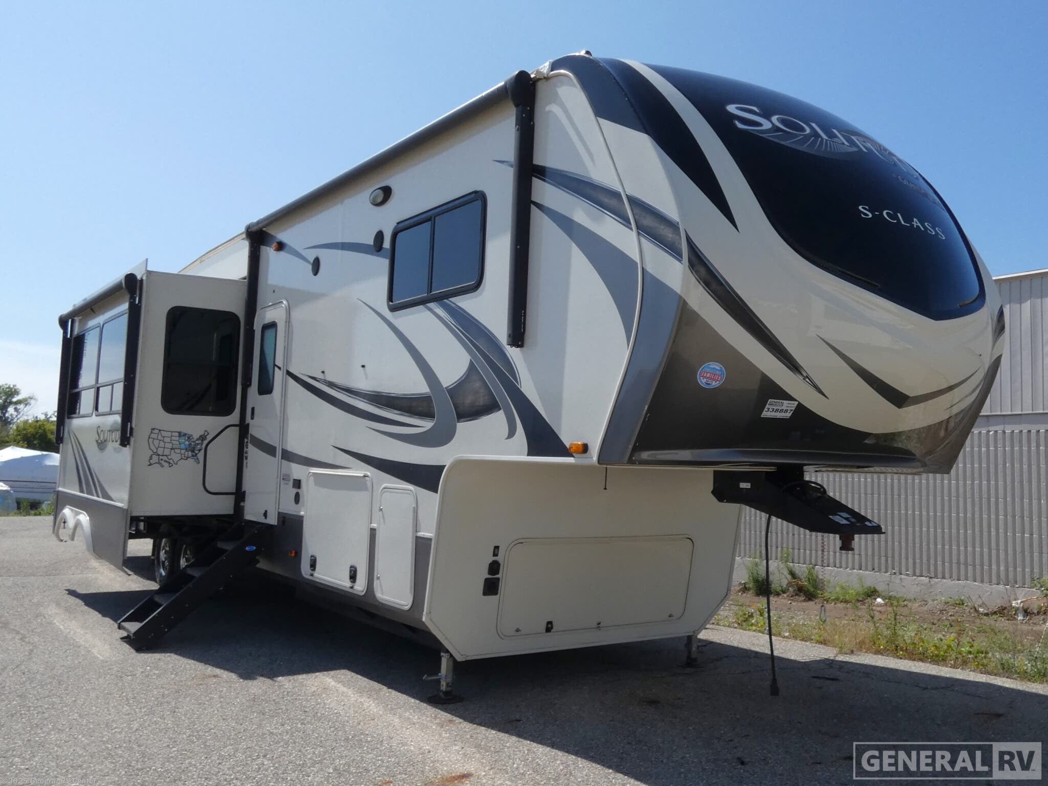 Used 2020 Grand Design Solitude 3740BH available in Mount Clemens, Michigan