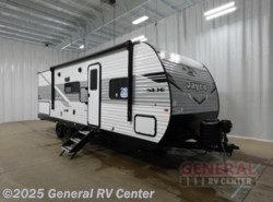 New 2026 Jayco Jay Flight SLX 261BHS available in Wixom, Michigan