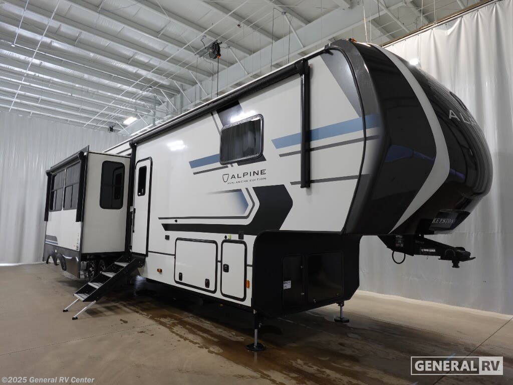 New 2026 Keystone Avalanche 390DS available in Wixom, Michigan