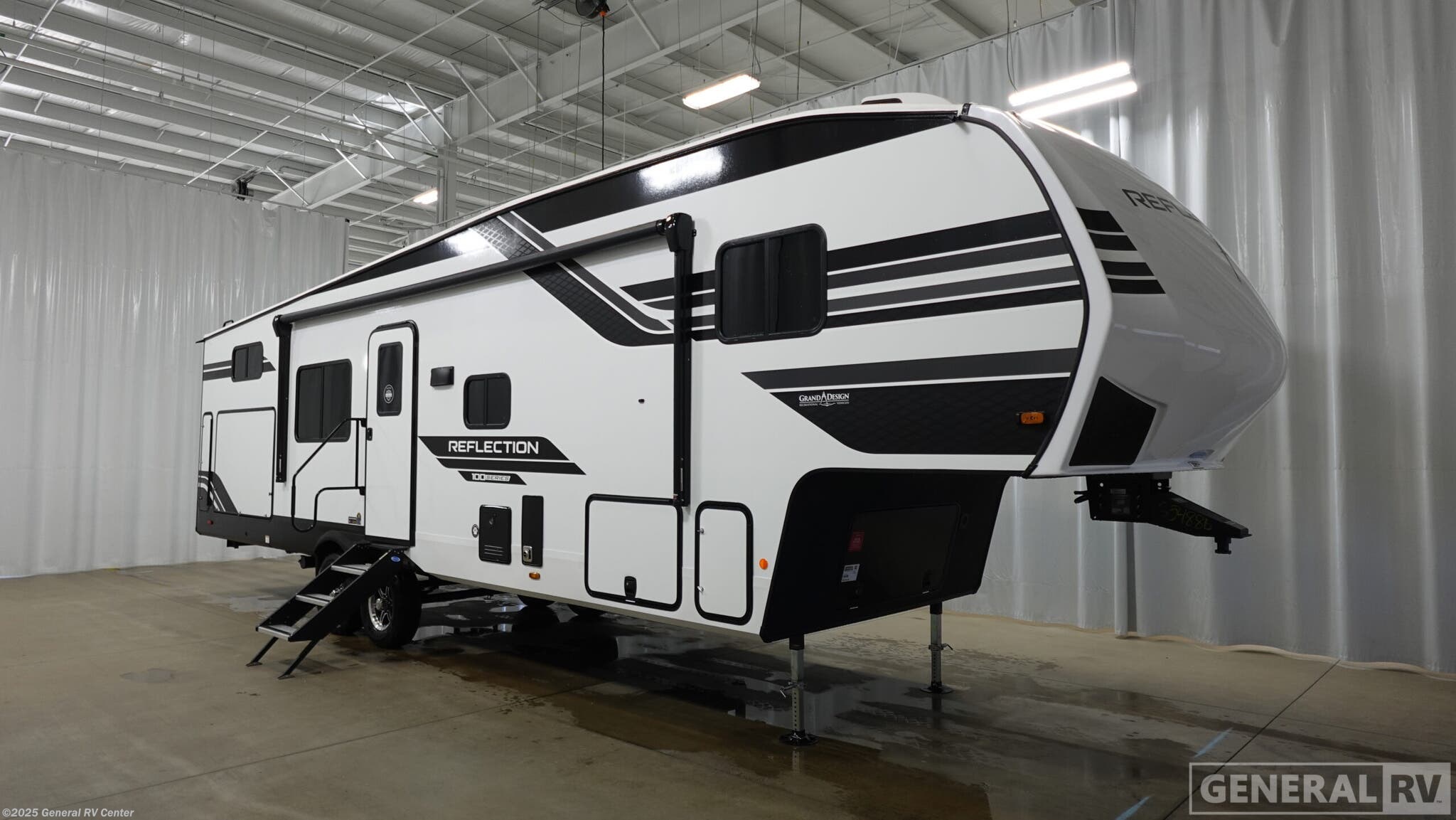 New 2026 Grand Design Reflection 32BH available in Wixom, Michigan