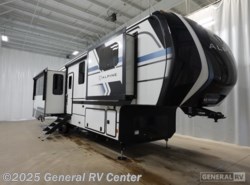 New 2026 Keystone Alpine 3303CK available in Birch Run, Michigan