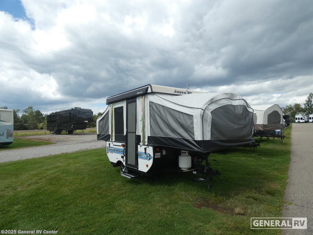 Used 2018 Jayco Jay Series Sport 8SD available in Birch Run, Michigan
