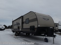 Used 2020 Forest River Wildwood 26DBUD available in Birch Run, Michigan