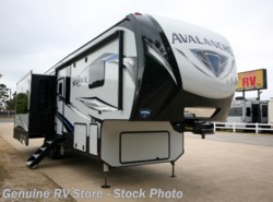 New 2019 Keystone Avalanche 321RS available in Nacogdoches, Texas