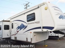 Used 2006 Keystone Montana Mountaineer 328RLS available in Rockford, Illinois