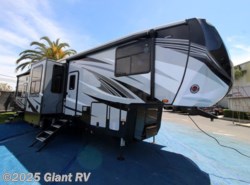 New 2020 Heartland Cyclone 4005 available in Colton, California