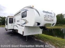 Used 2011 Keystone Sydney available in Winter Garden, Florida