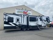 2021 Dutchmen Voltage 3845
