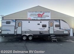 Used 2021 Coachmen Catalina Legacy Edition 323BHDSCK available in Milford, Delaware