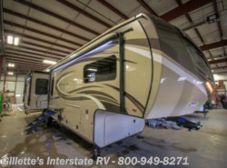 New 2020 Jayco Pinnacle 36SSWS available in East Lansing, Michigan