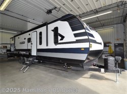 New 2021 CrossRoads Zinger ZR340BH available in Saginaw, Michigan