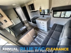New 2025 Jayco Jay Flight SLX 260BHW available in Park City, Kansas