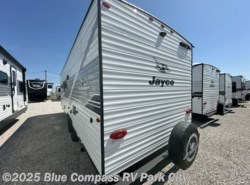 New 2025 Jayco Jay Flight SLX 260BH available in Park City, Kansas