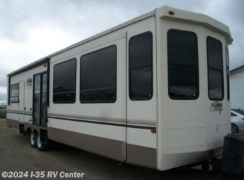 Used 2014 Forest River Cedar Creek Cottage 40CFE available in Denton, Texas
