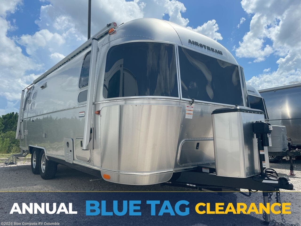 Used 2024 Airstream International 25FB Twin available in Lexington, South Carolina
