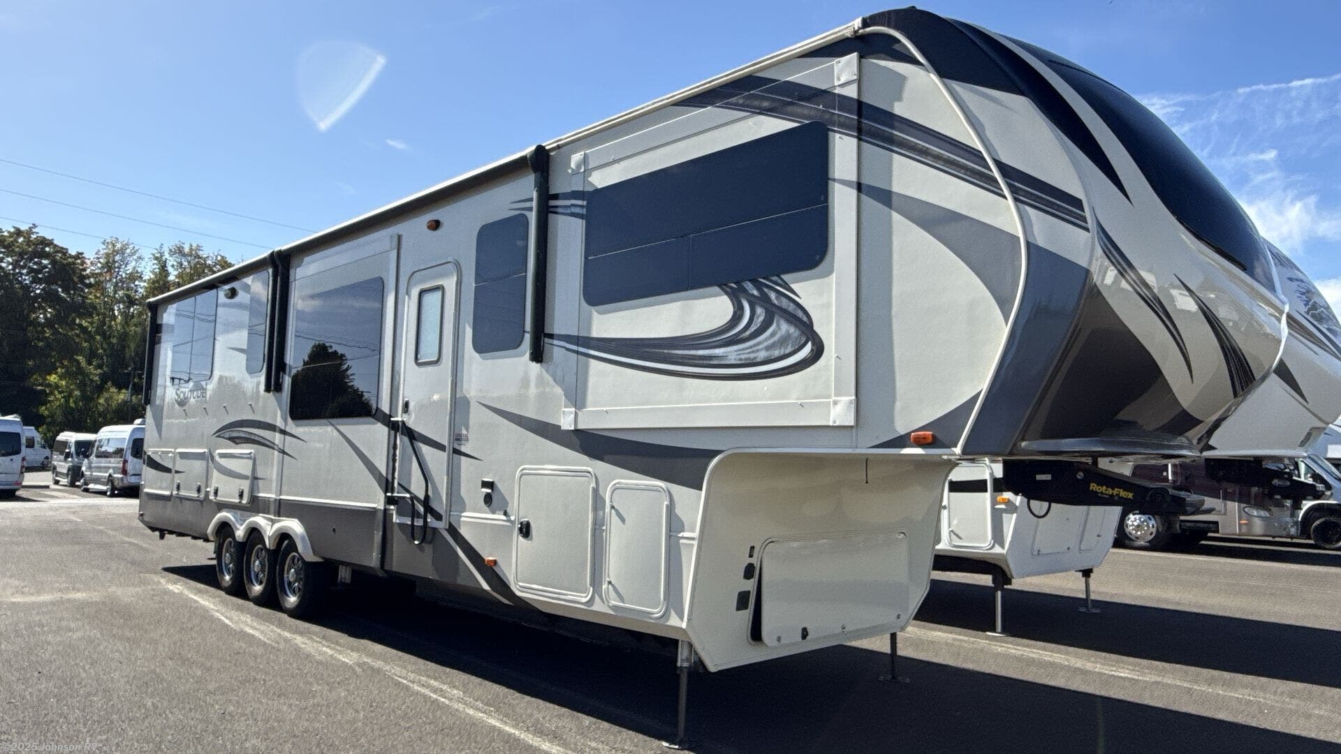 Used 2019 Grand Design Solitude 374TH available in Sandy, Oregon