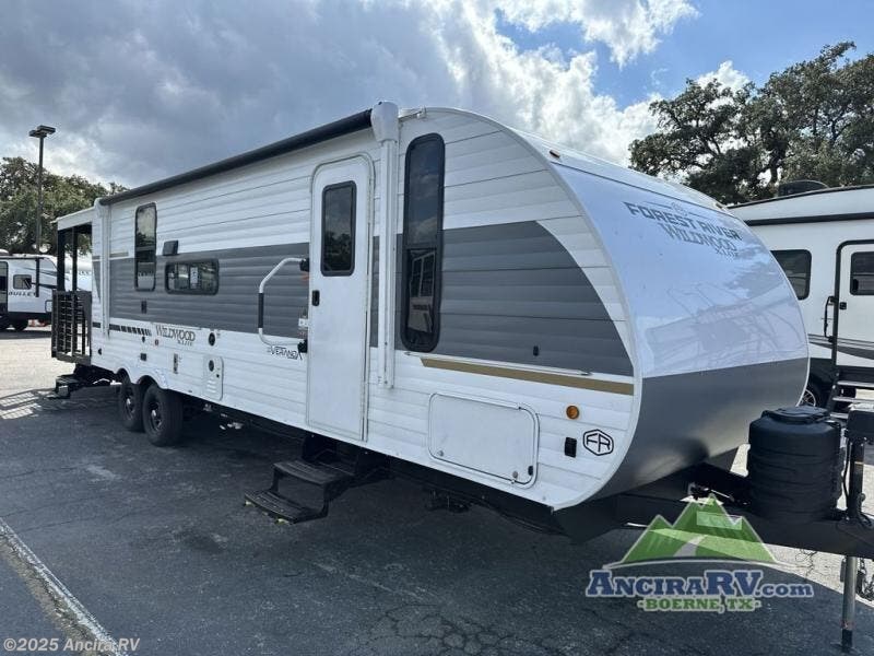 New 2025 Forest River Wildwood X-Lite 22VERANDA available in Boerne, Texas