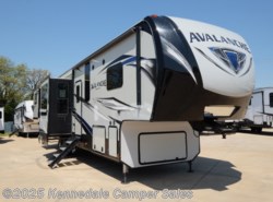 Used 2018 Keystone Avalanche 375RD available in Kennedale, Texas