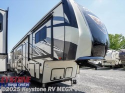 New 2019 Forest River Sierra 379FLOK available in Greencastle, Pennsylvania