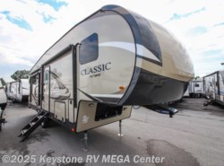 New 2019 Forest River Flagstaff Classic Super Lite 8528IKWS available in Greencastle, Pennsylvania