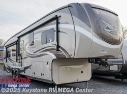 New 2019 Jayco Pinnacle 36KPTS available in Greencastle, Pennsylvania